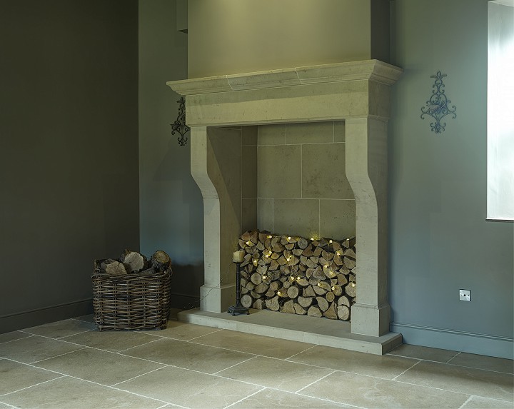 
      
      Stone Grange